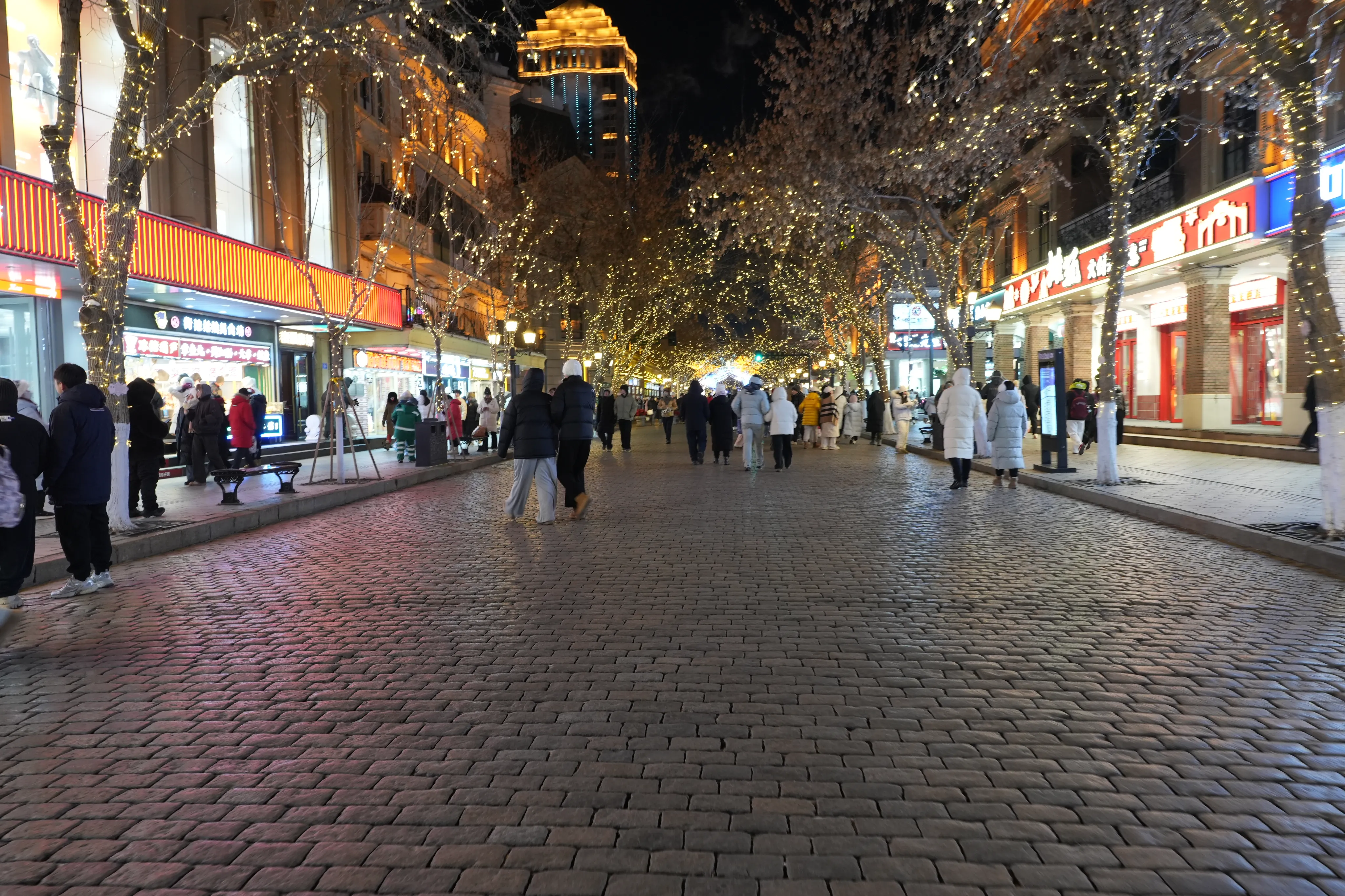 干净的中央大街